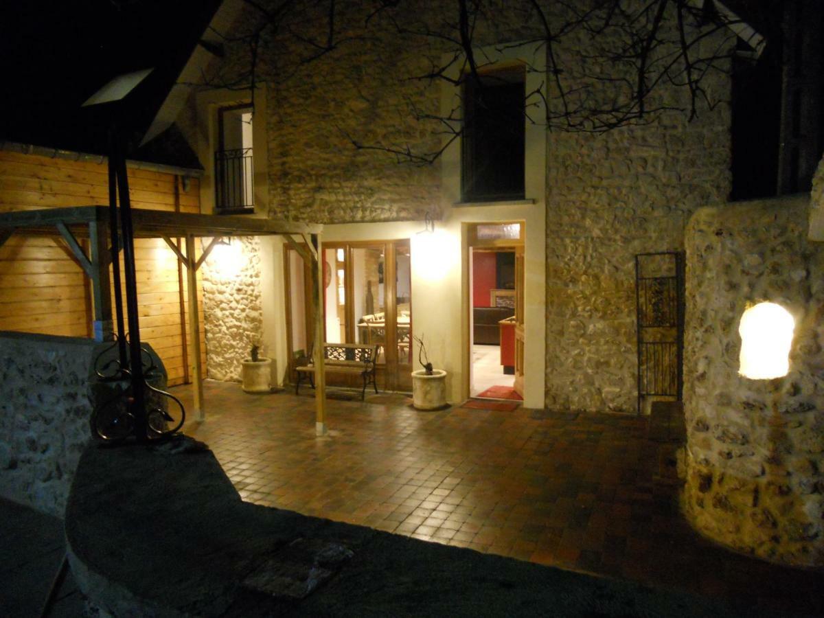 Gite La Nuit Etoilee Chez Champagne Mathelin Mareuil-le-Port المظهر الخارجي الصورة