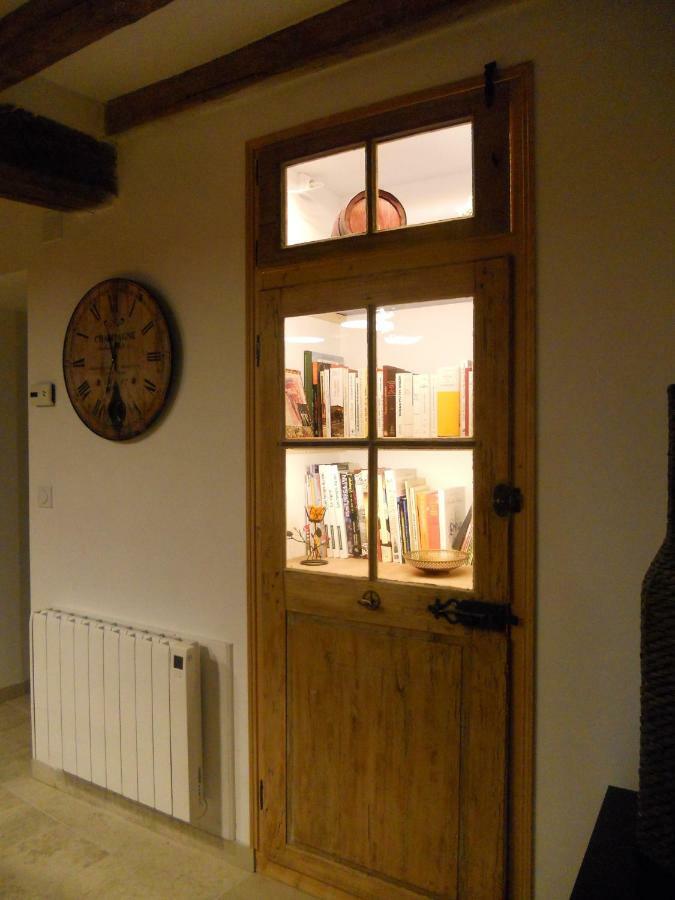 Gite La Nuit Etoilee Chez Champagne Mathelin Mareuil-le-Port المظهر الخارجي الصورة