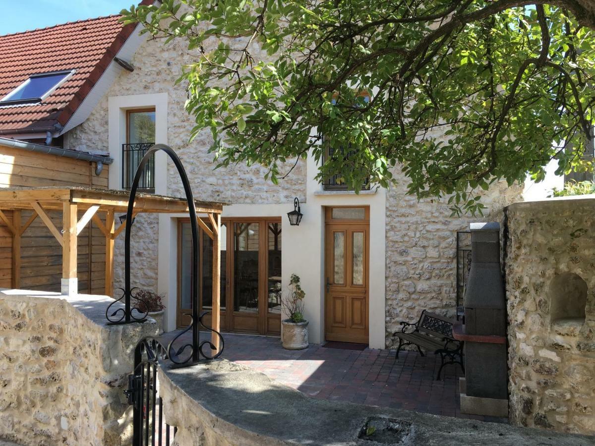 Gite La Nuit Etoilee Chez Champagne Mathelin Mareuil-le-Port المظهر الخارجي الصورة